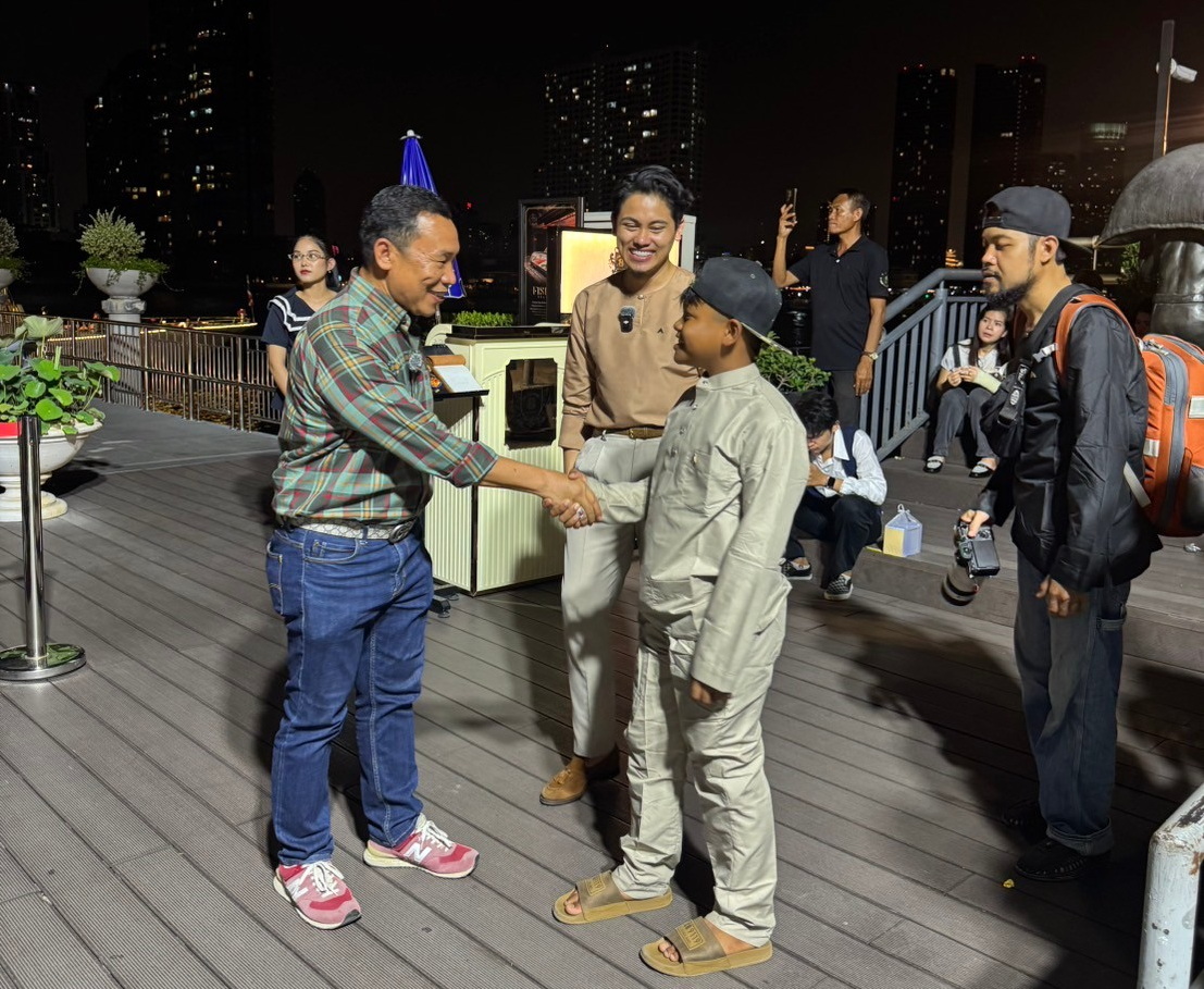 Mytrip ร่วมกับ Deen Vlog สานฝันเด็กชายแดนใต้ล่องเรือสำราญเจ้าพระยา