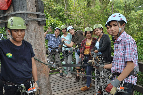 เที่ยวผจญภัยกับ Cable Rides 